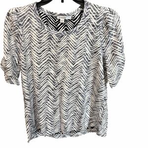 Chico's Monochrome Zigzag Women's Blouse
